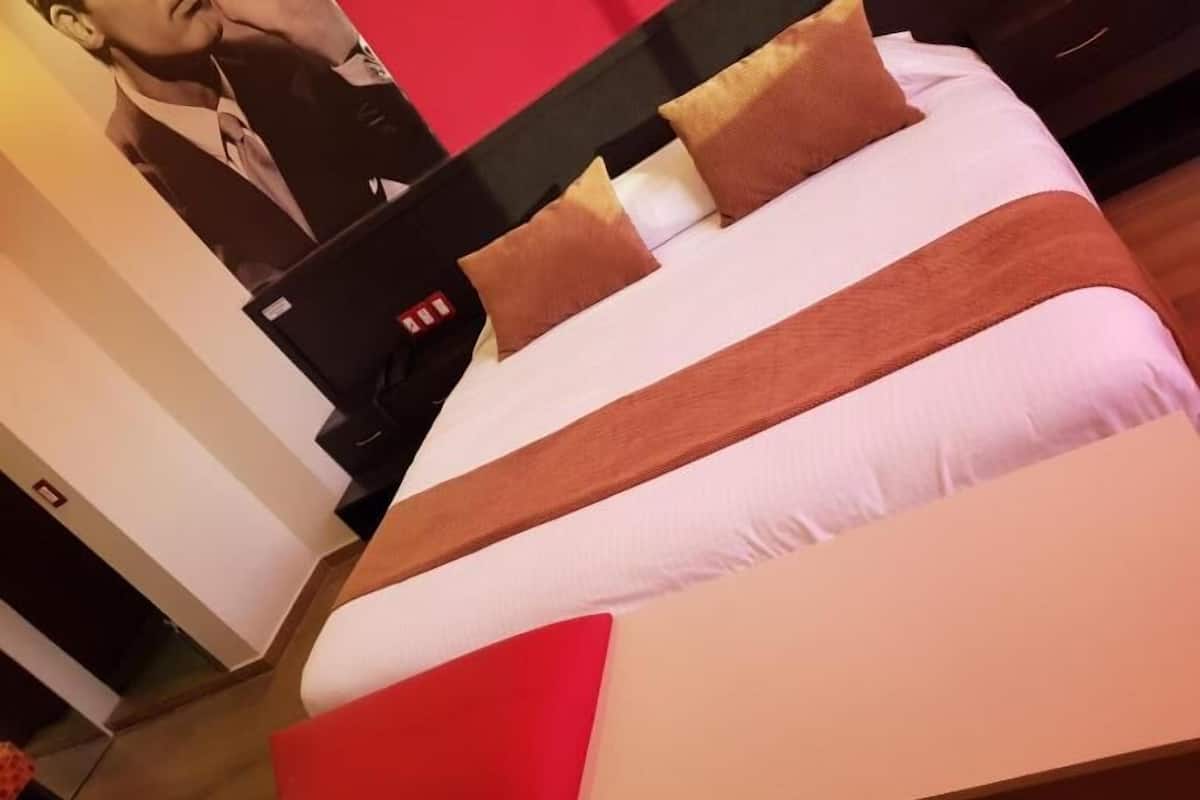 in-room safe, free wifi