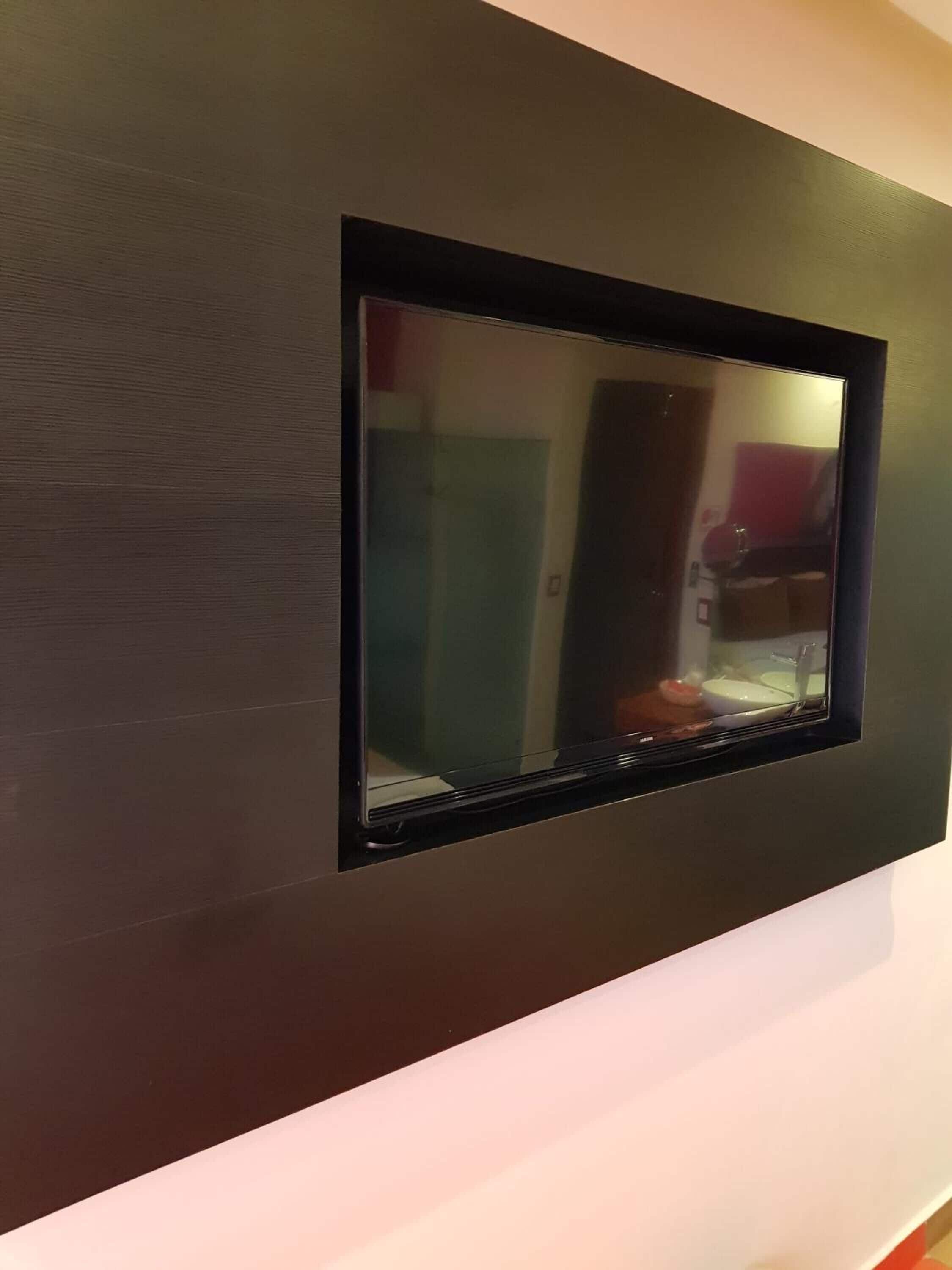 standard room | in-room safe, free wifi