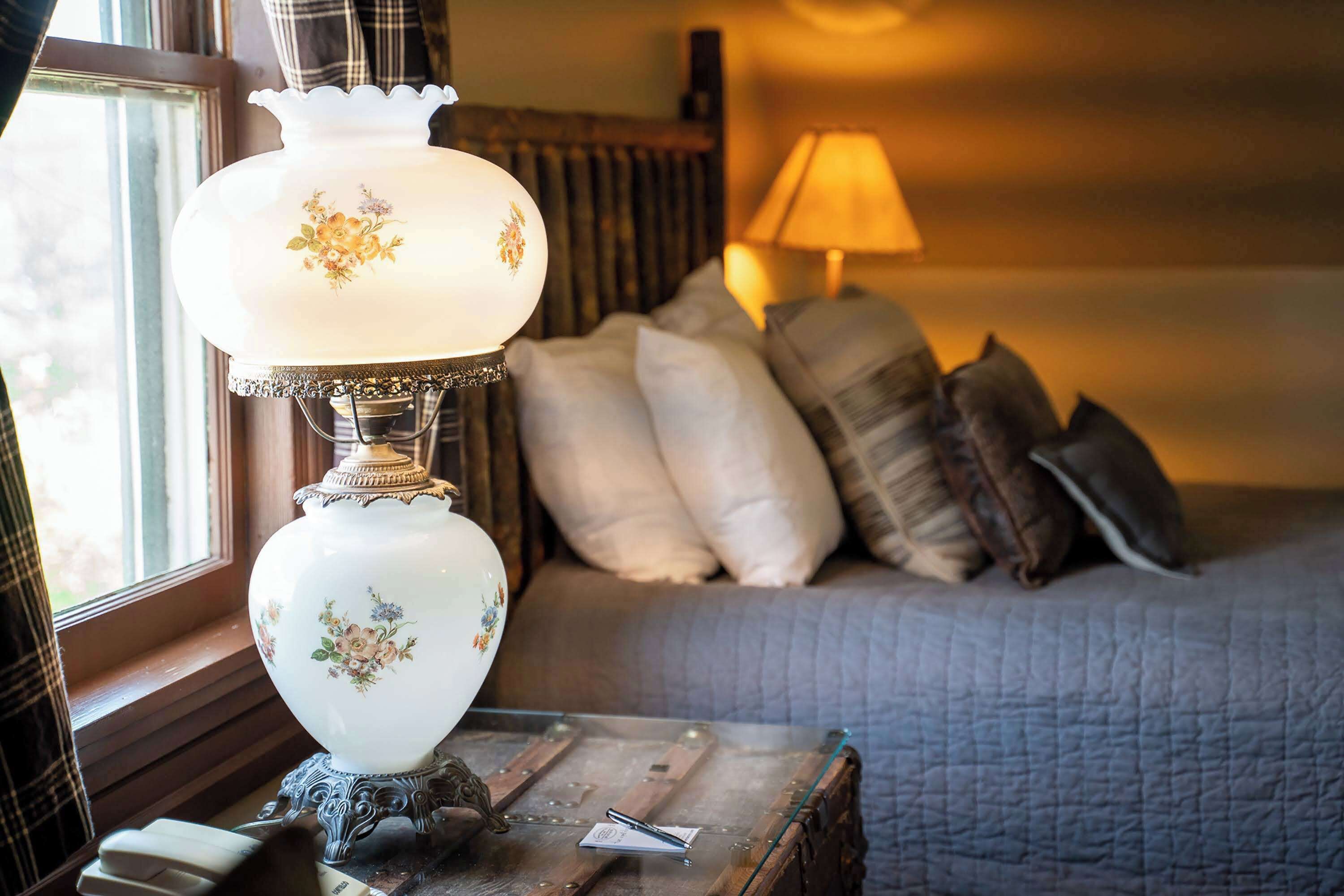 standard room, 2 queen beds, non smoking | premium bedding, blackout curtains, iron/ironing board, free wifi