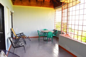 Studio Suite, Ocean View | Balcony