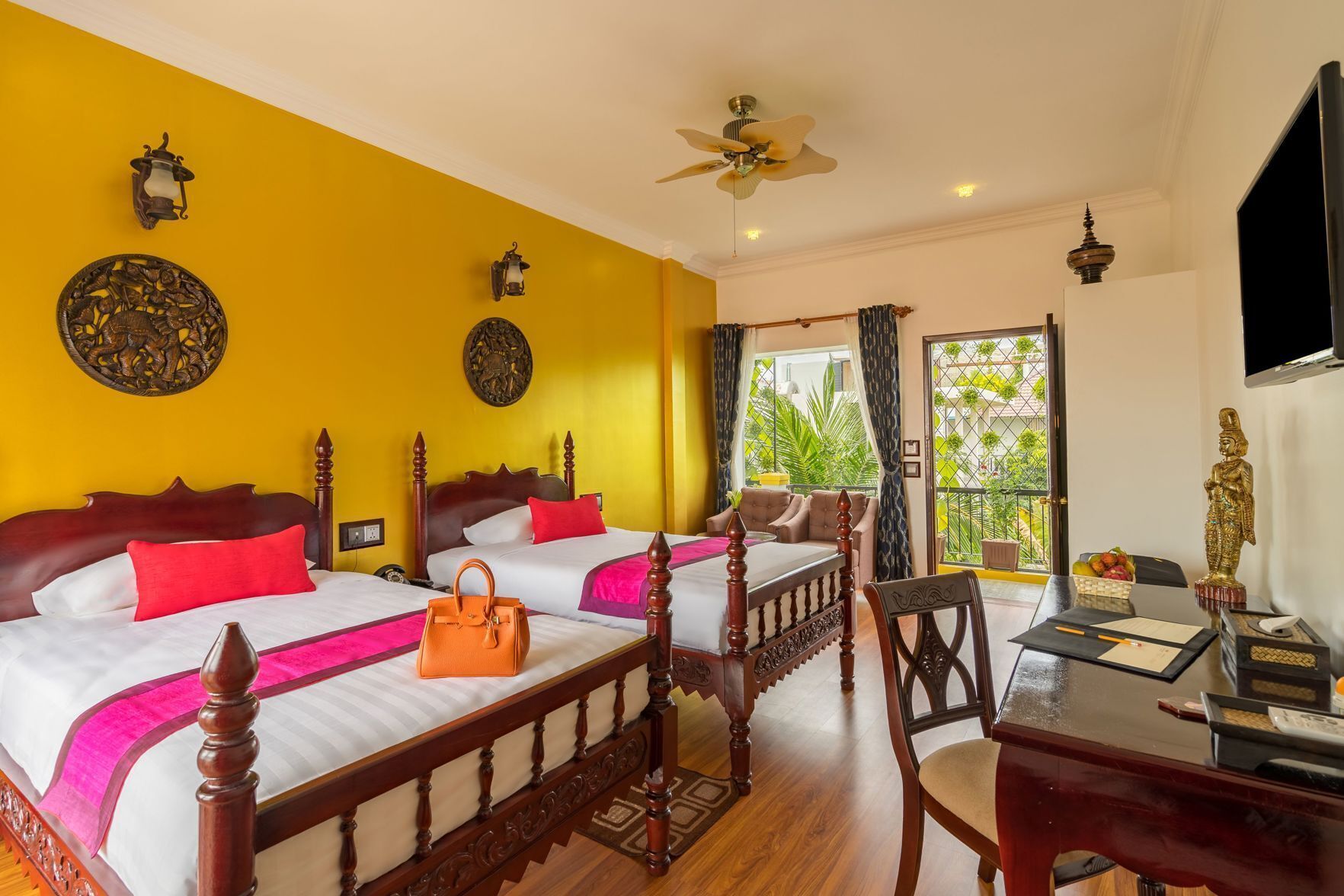 Tallelokero huoneessa, yksilöllisesti sisustettu