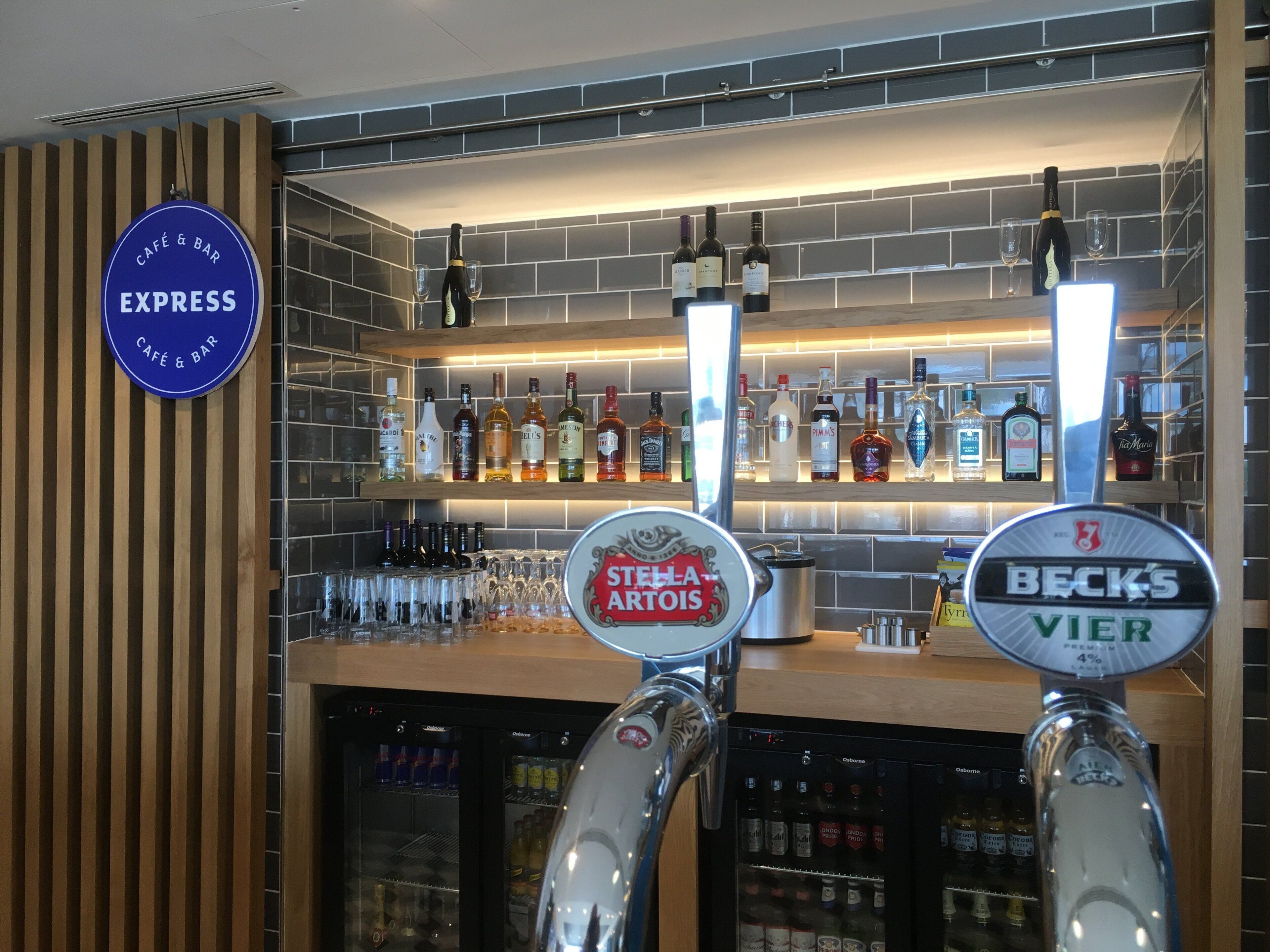 Photo - Holiday Inn Express St. Albans - M25, Jct.22 by IHG