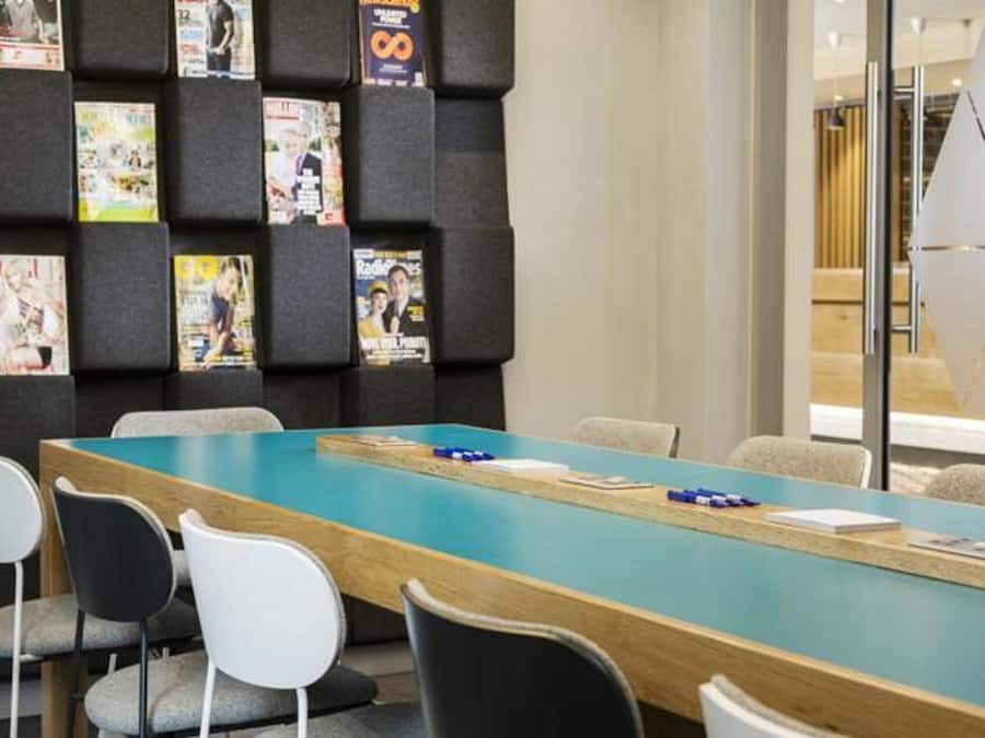 Meeting facility