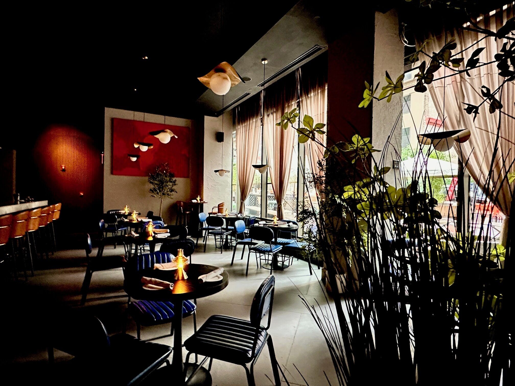 2 Restaurants, Frühstück, Mittagessen, Abendessen, asiatische Küche