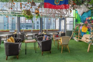 2 Restaurants; Frühstück, Mittagessen und Abendessen werden serviert