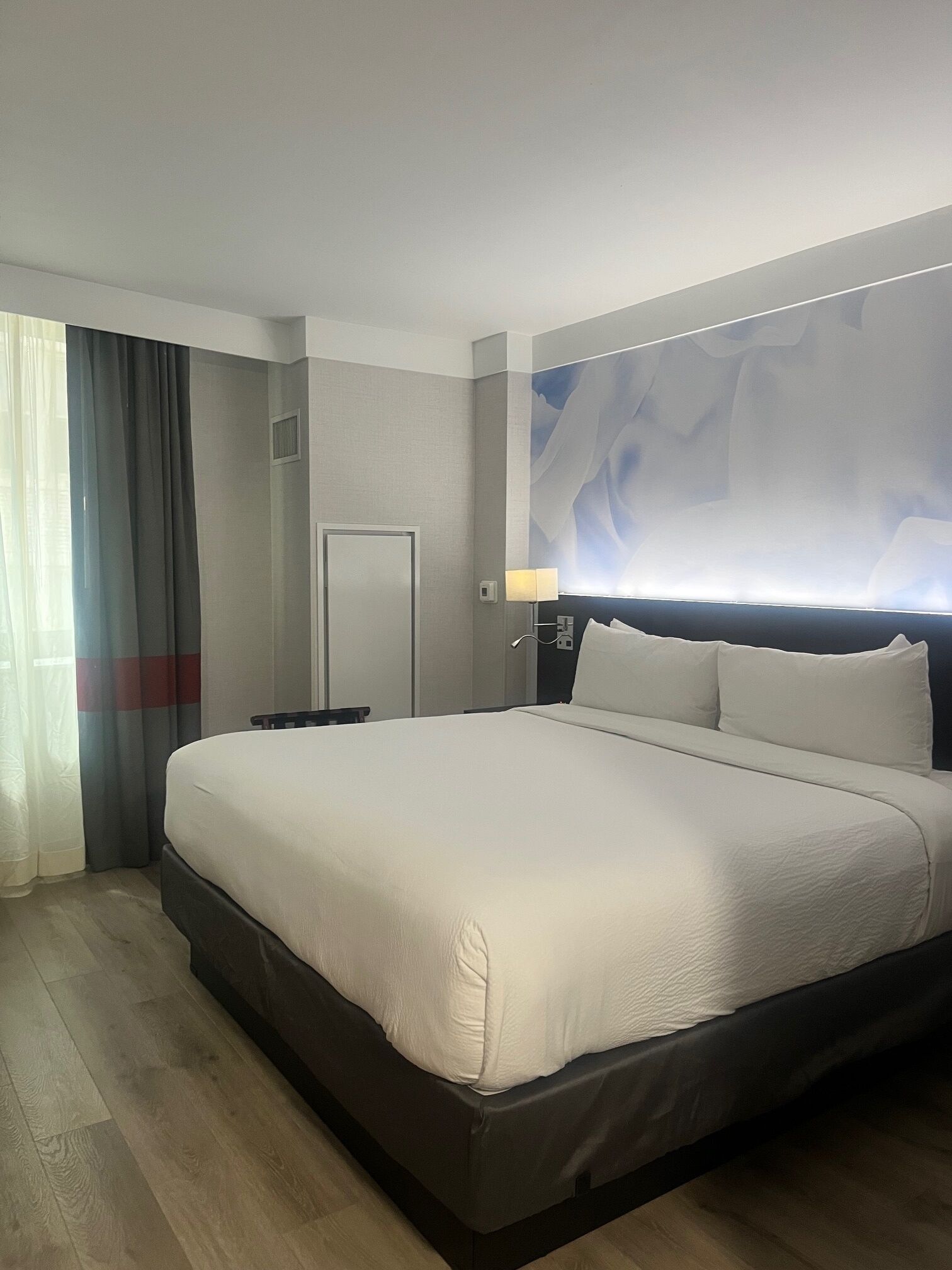 Premium bedding, down comforters, pillowtop beds, in-room safe