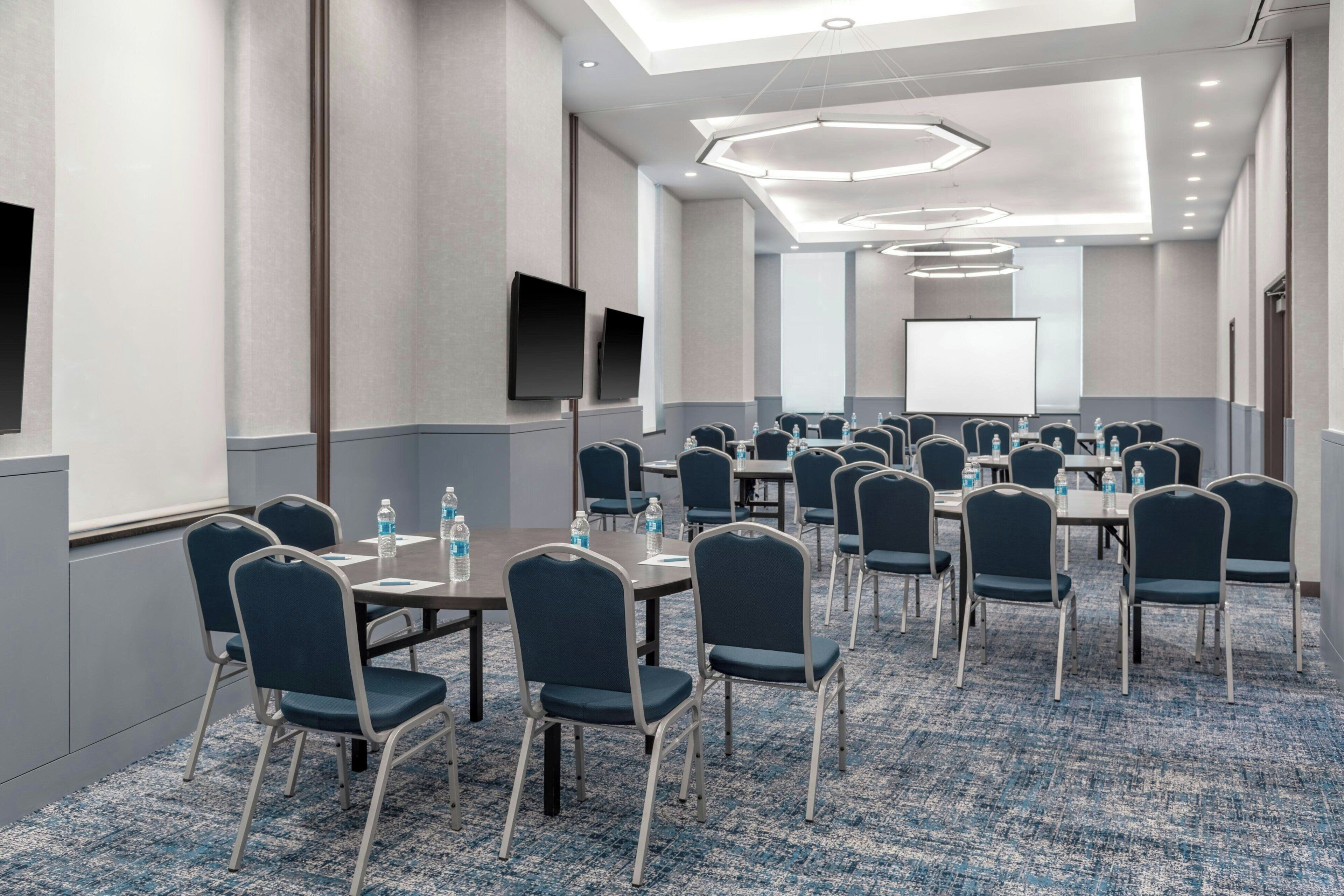 Photo - Four Points By Sheraton New York Downtown