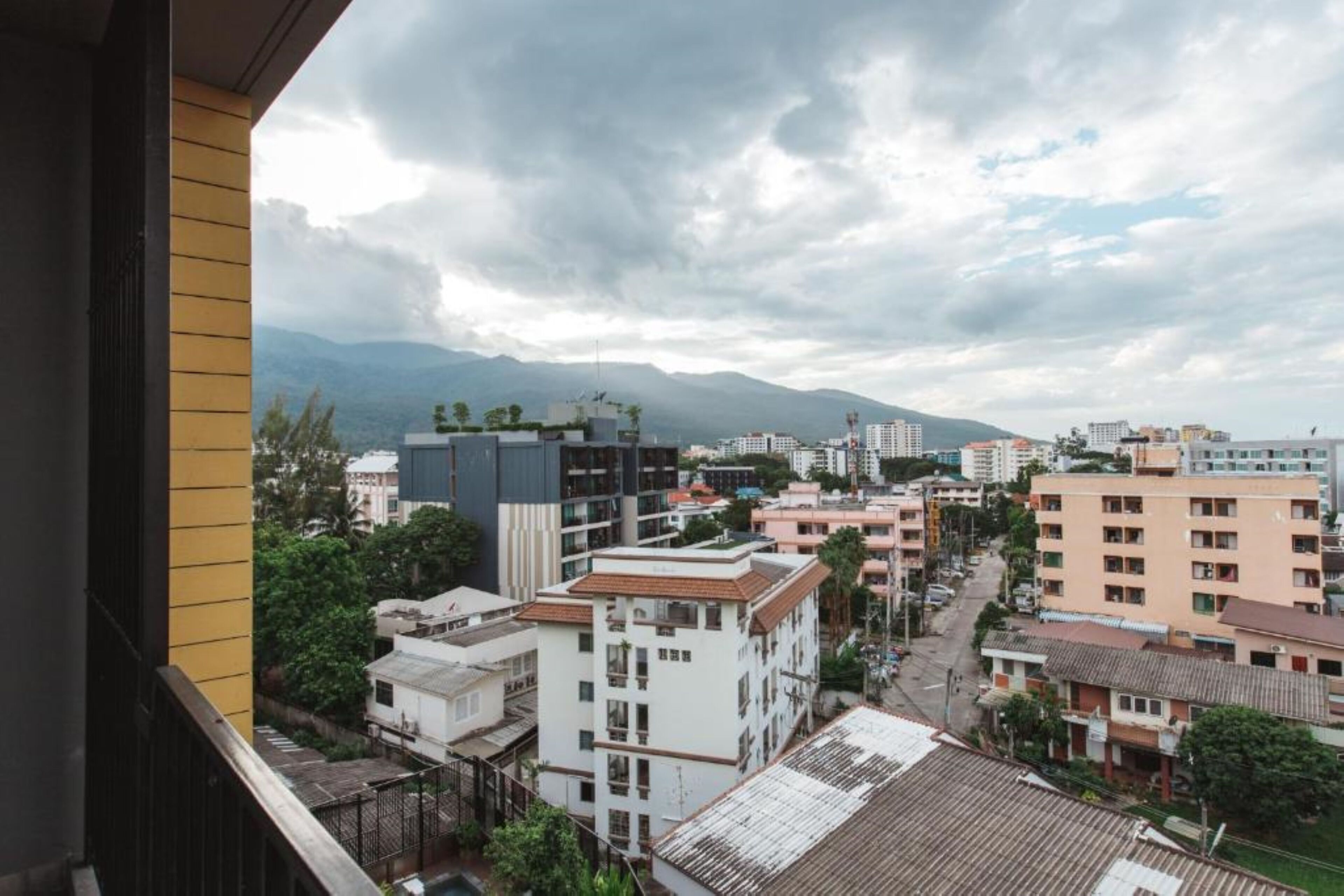 signature suite | 1 bedroom, in-room safe, desk, blackout curtains