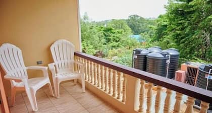 B's Guest House