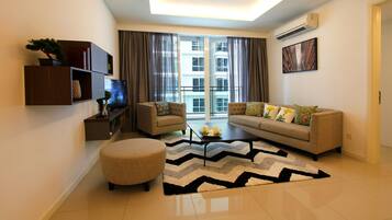 3-Bedroom Apartment | View from room