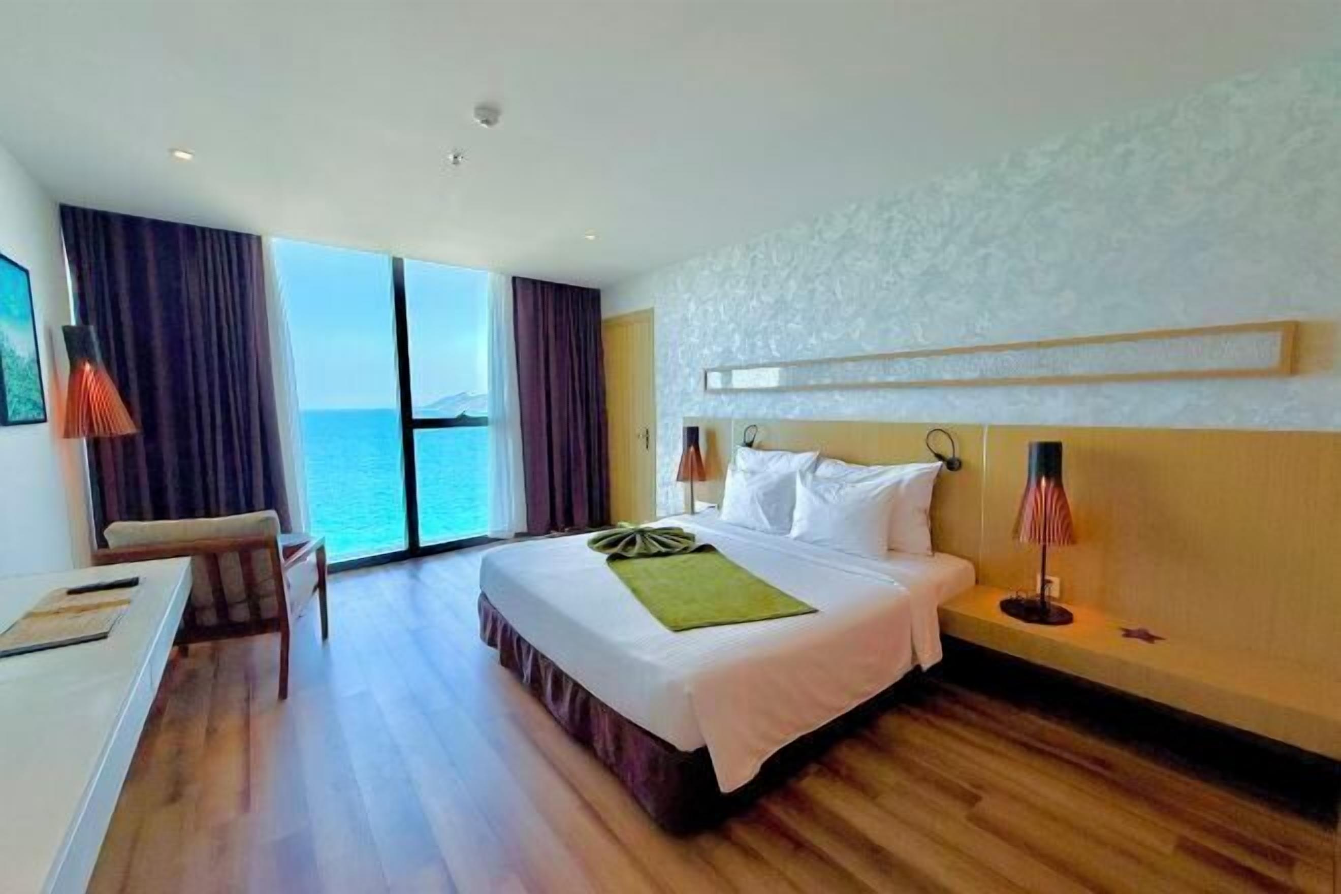 In-room safe, blackout drapes, soundproofing, free WiFi