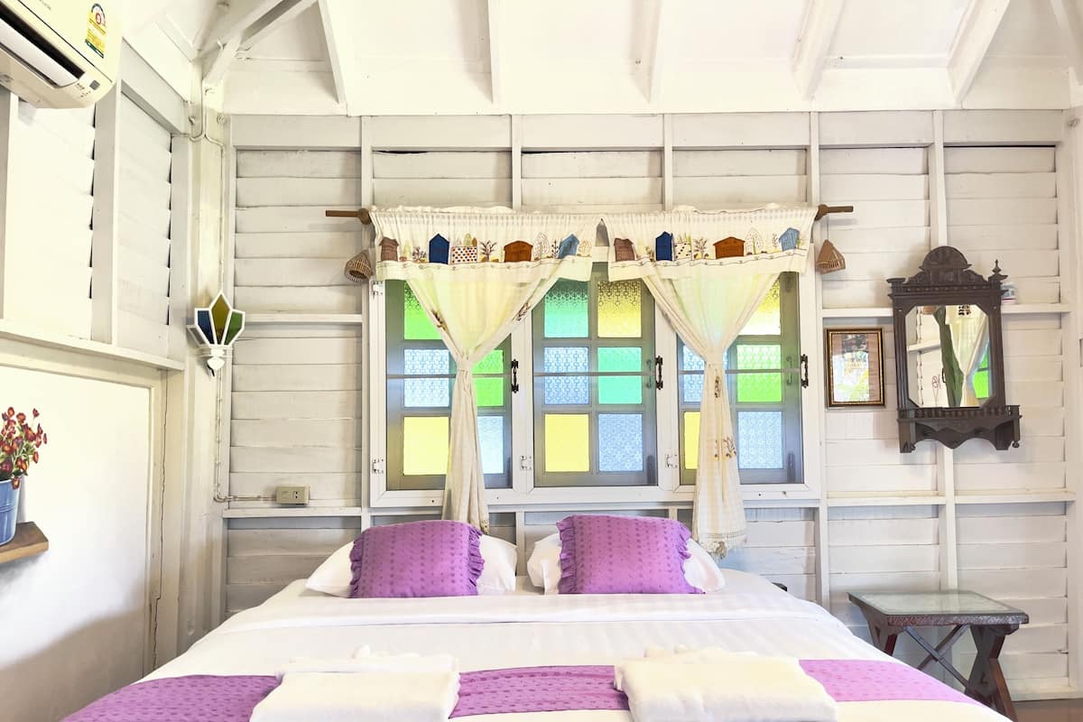 Casa de campo tradicional, no fumadores, vistas al jardín | 1 dormitorio, caja fuerte, wifi gratis y ropa de cama