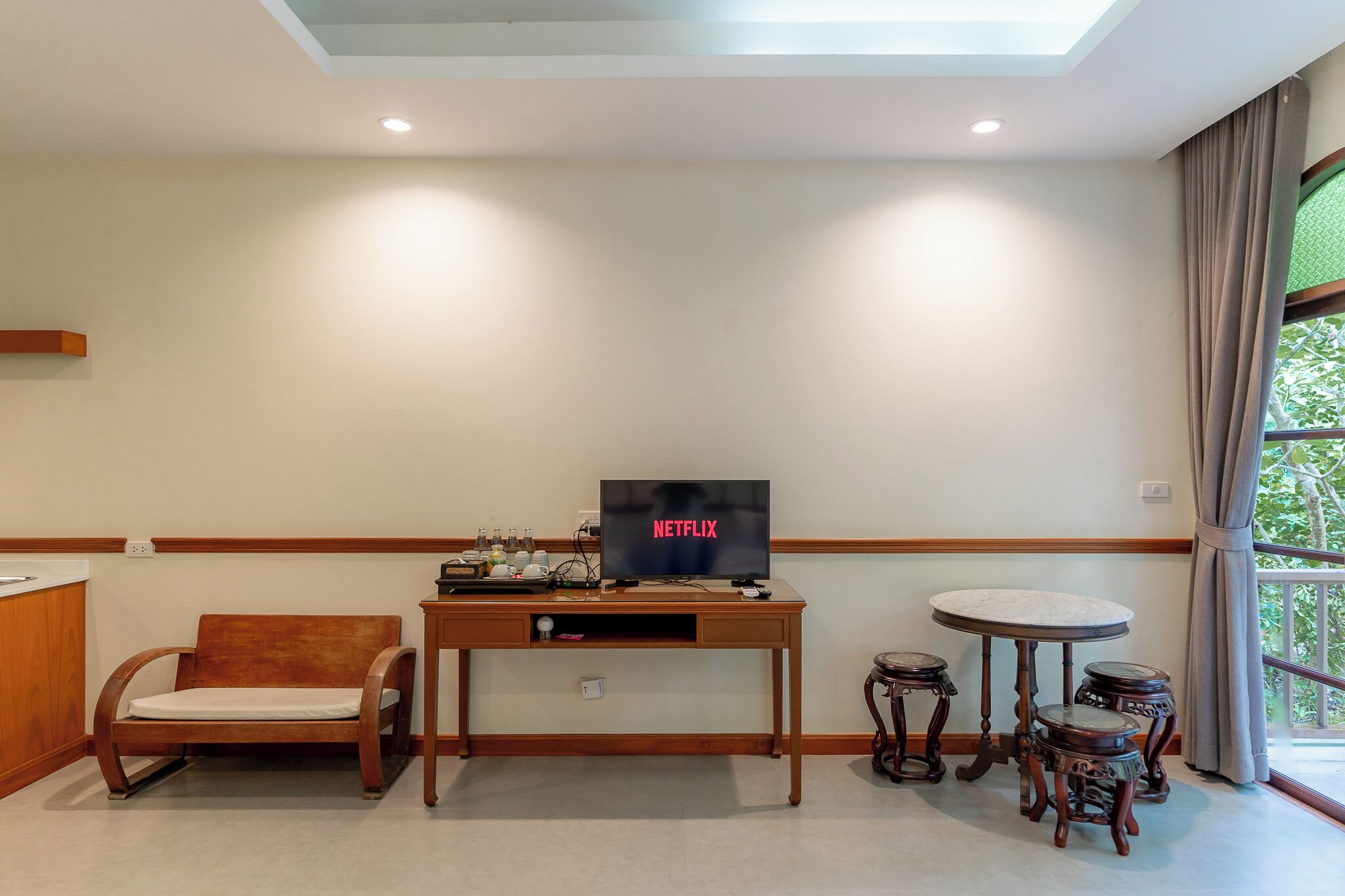 deluxe triple room, 1 bedroom, balcony, garden view | 1 bedroom, in-room safe, free wifi, bed sheets