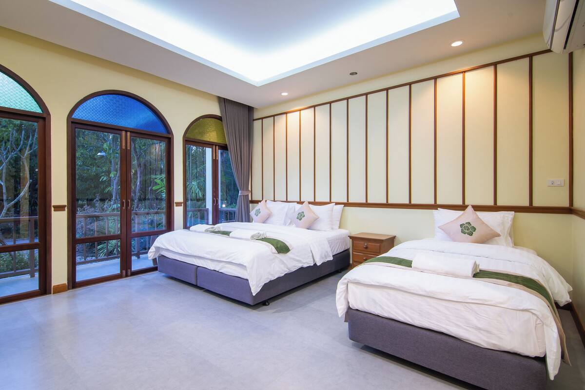 deluxe triple room, 1 bedroom, balcony, garden view | garden view