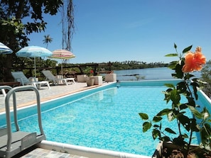 Piscina externa