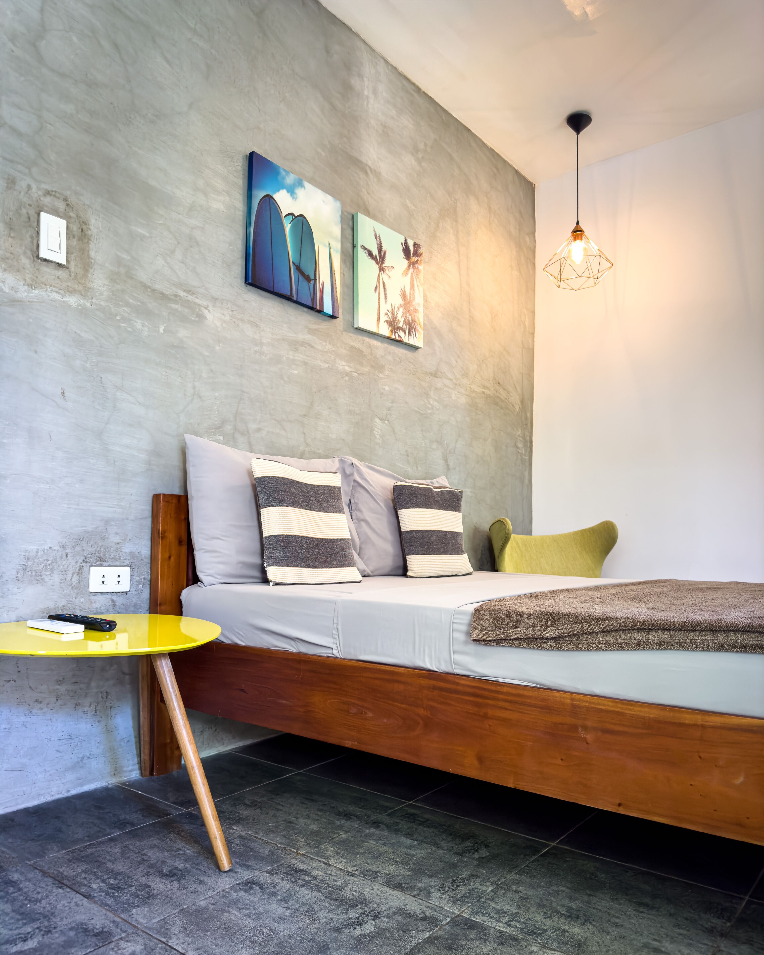 design cabin | 1 bedroom, minibar, individually decorated, individually furnished