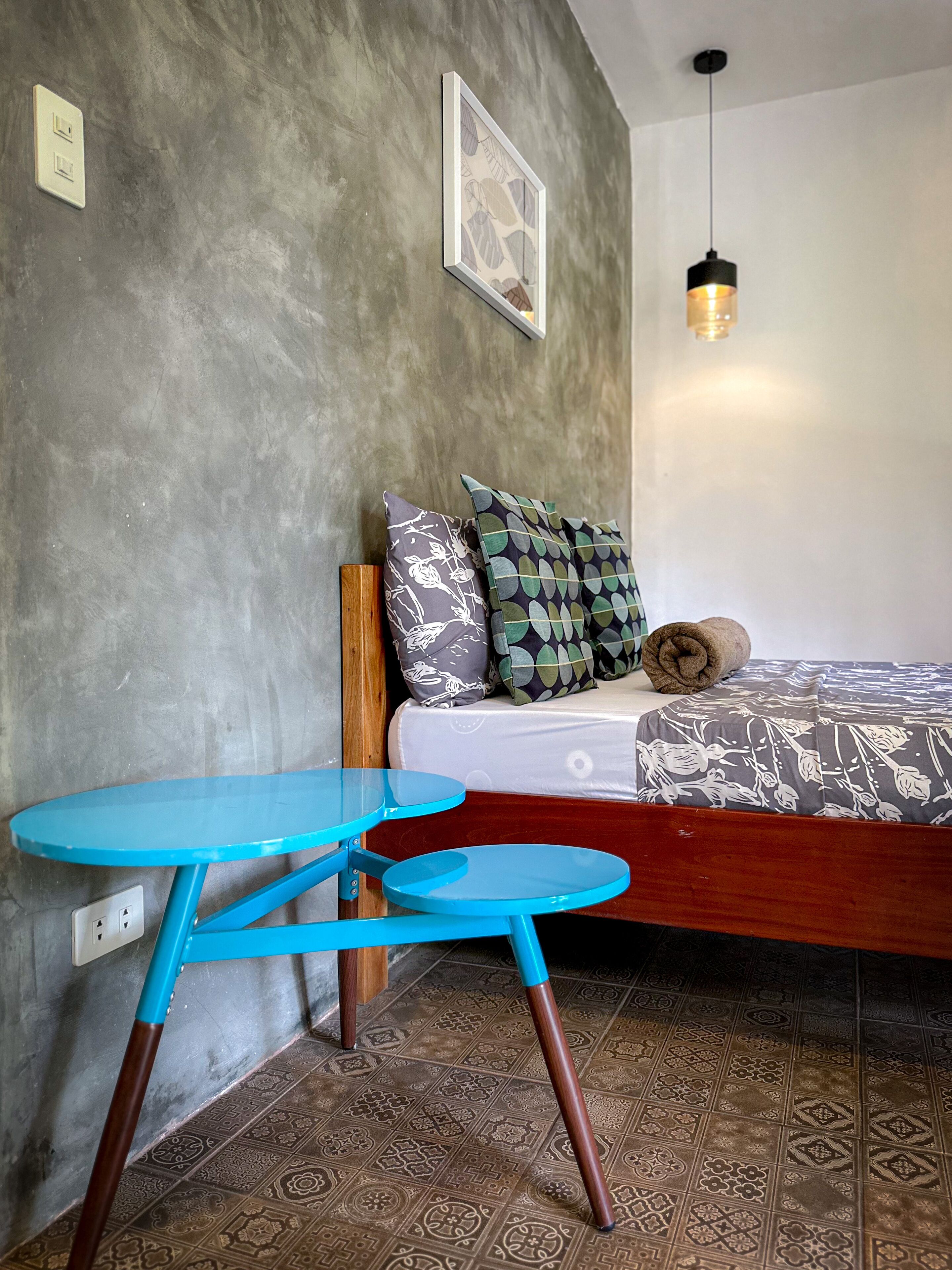 design cabin | 1 bedroom, minibar, individually decorated, individually furnished