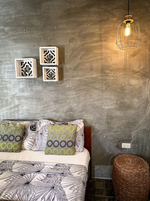 Minibar, individually decorated, individually furnished, bed sheets - Alona Pawikan (Panglao)