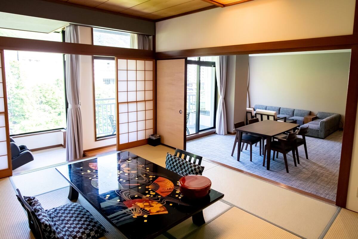 VIP Suite, Non Smoking (Meals Served at Dining Hall) | In-room safe, desk, iron/ironing board, free WiFi