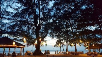Am Strand, Sporttauchen, Schnorcheln, Angeln