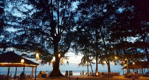 Eco Lanta Hideaway Beach Resort