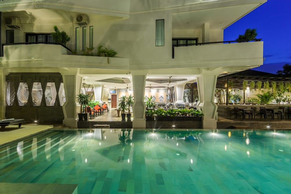 Central Suite Residence