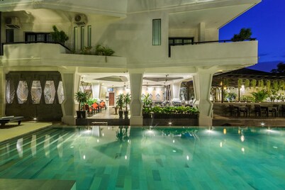 Central Suite Residence