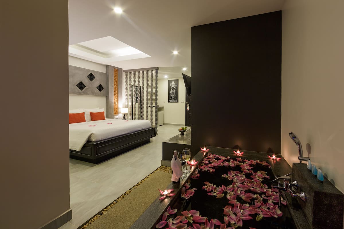 Junior Suite Room | 1 slaapkamer, luxe beddengoed, een minibar, een kluis op de kamer