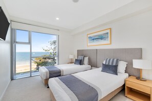 Appartement panoramique, 2 chambres, vue sur l’océan | Literie de qualité, décor unique, ameublement unique