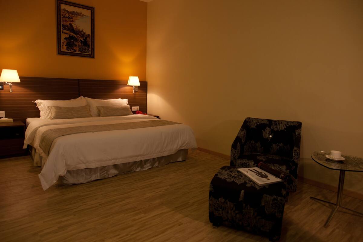 In-room safe, desk, blackout curtains, free WiFi