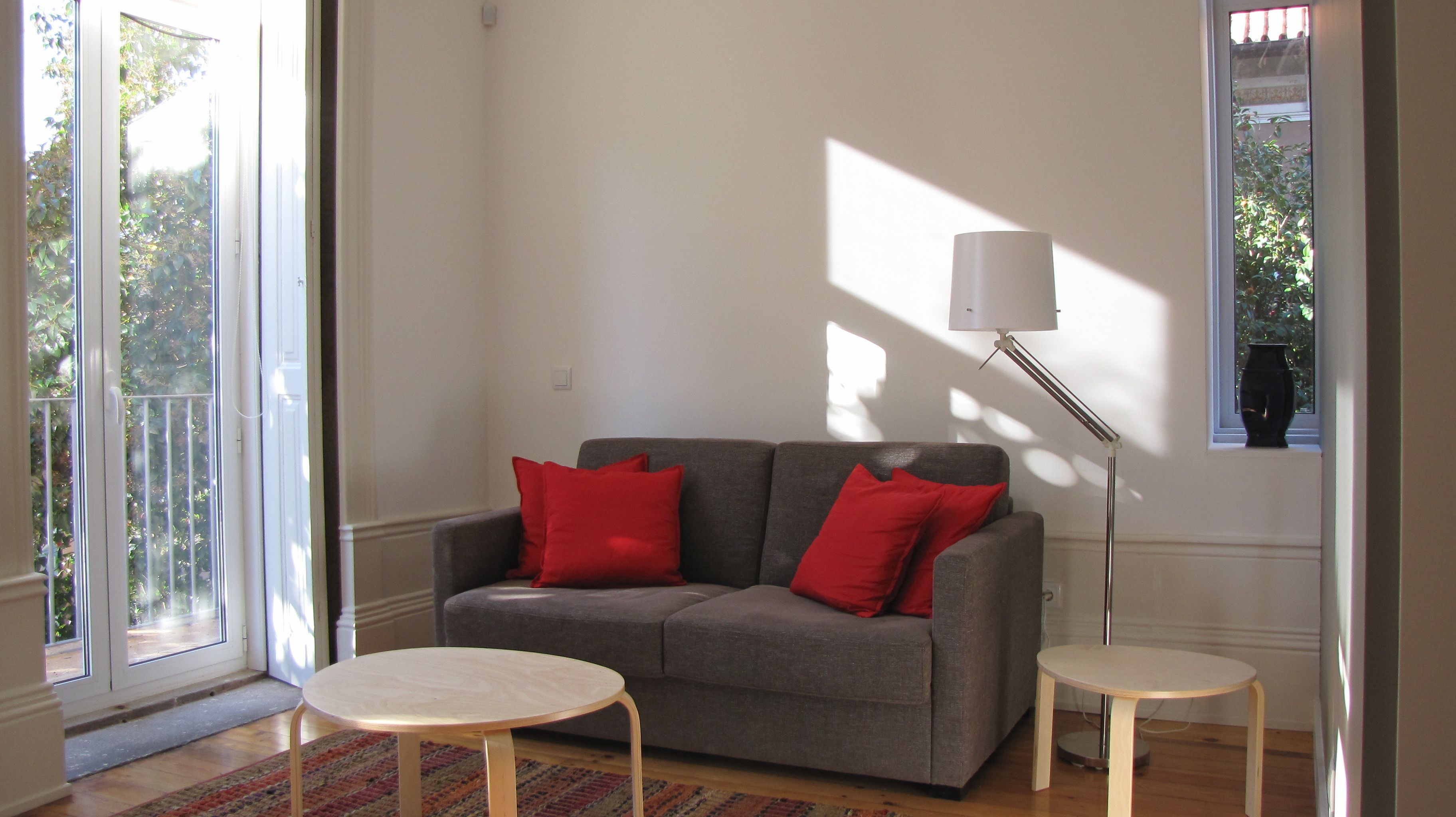 apartment, 1 bedroom, garden view (1st floor) | living room | flat-screen tv