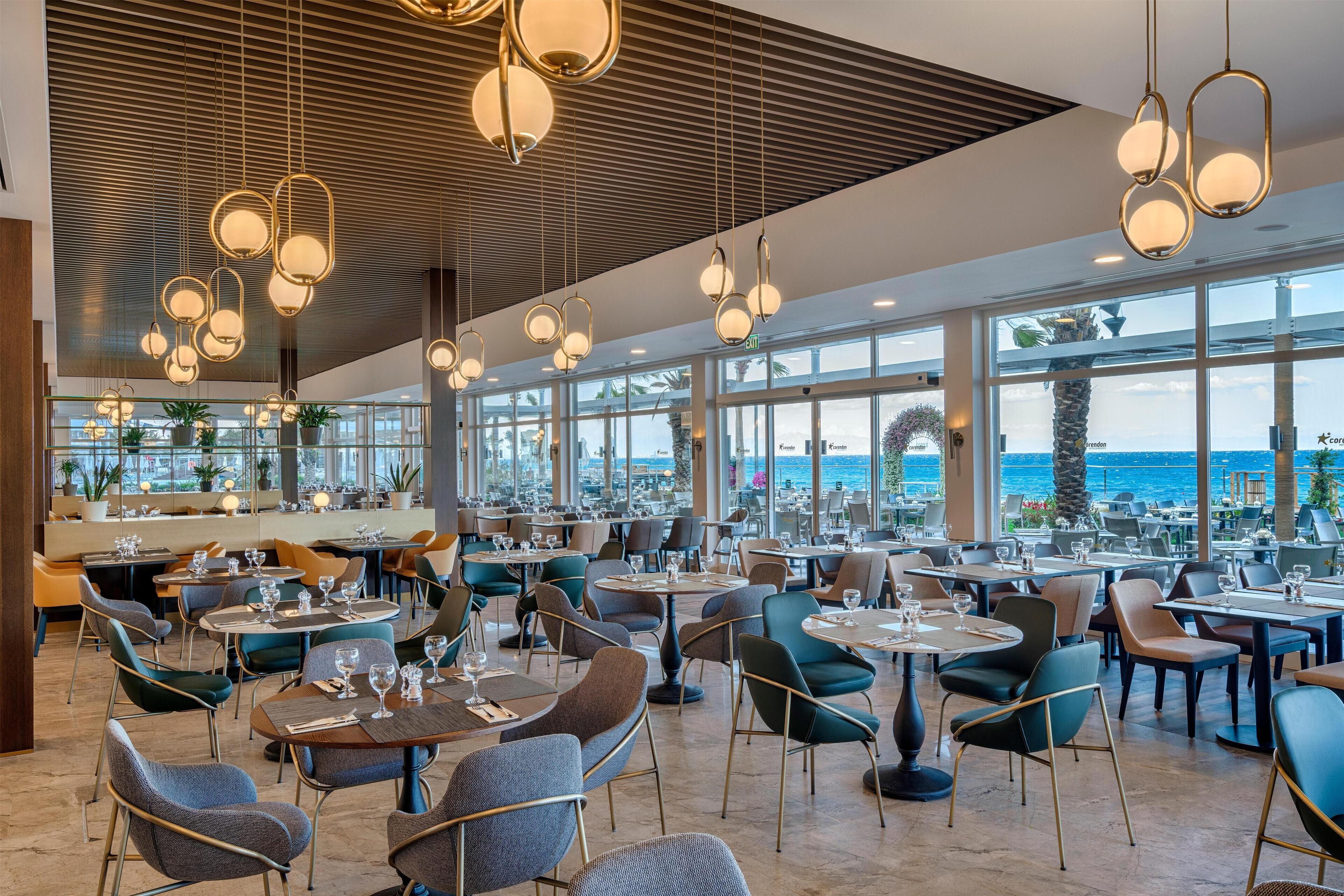 2 Restaurants, Frühstück, Mittagessen, Abendessen, internationale Küche