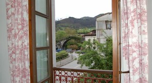 View from property - Hotel Puente Romano (Parres)