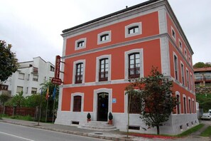 Exterior - Hotel Puente Romano (Parres)