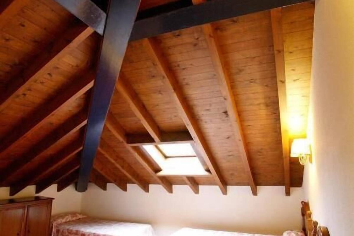 desk, blackout curtains, free wifi, bed sheets