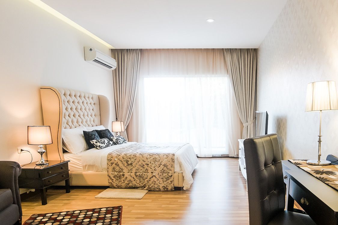 superior room | desk, blackout curtains, free wifi