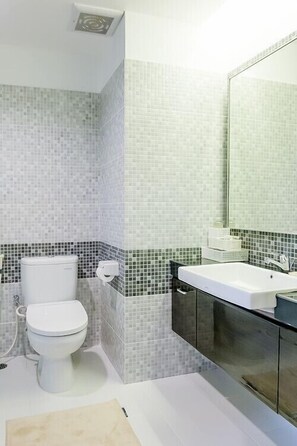 Bathroom - Mansion28 at Dharmawangsa (Jakarta)