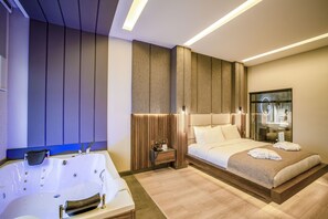 Exclusive Room | Premium bedding, minibar, in-room safe, desk - Aksular Hotel (Trabzon)