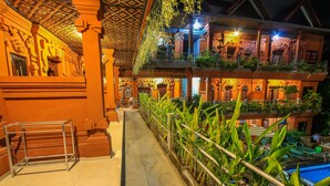Exterior detail - Lumbung Sari Hotel (Legian)