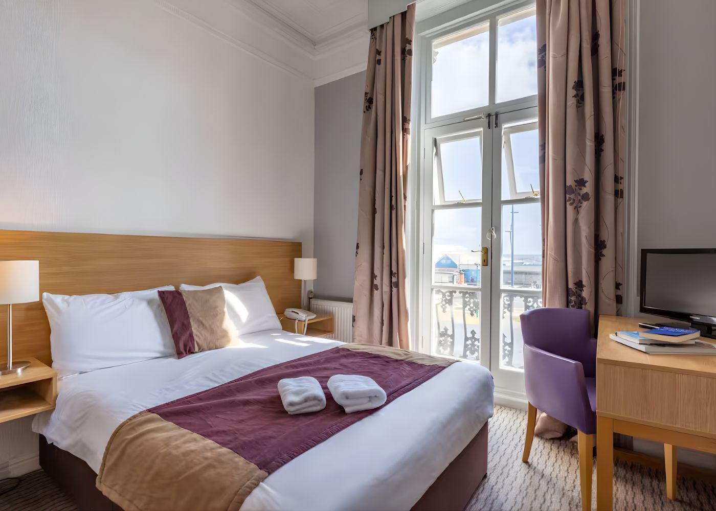 Bügeleisen/Bügelbrett, Bettwäsche