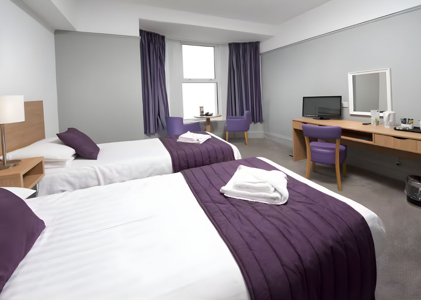 Bügeleisen/Bügelbrett, Bettwäsche