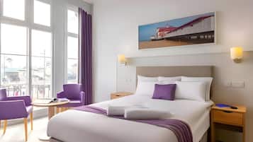 Standard Double Room, Ensuite | Iron/ironing board, bed sheets