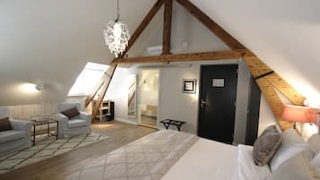 Loft Deluxe, vistas a la ciudad | Servicio de la habitación