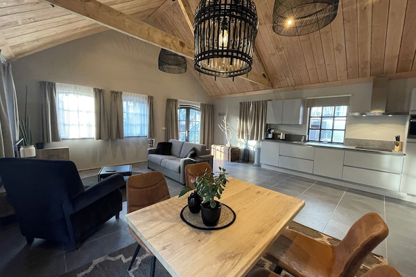 Apartment | Living area