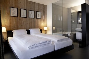 Deluxe Double Room, Balcony | Egyptian cotton sheets, down comforters, memory foam beds, in-room safe