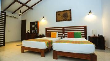 Chalet superior, vista al jardín | 1 habitación, sábanas de algodón egipcio y ropa de cama de alta calidad