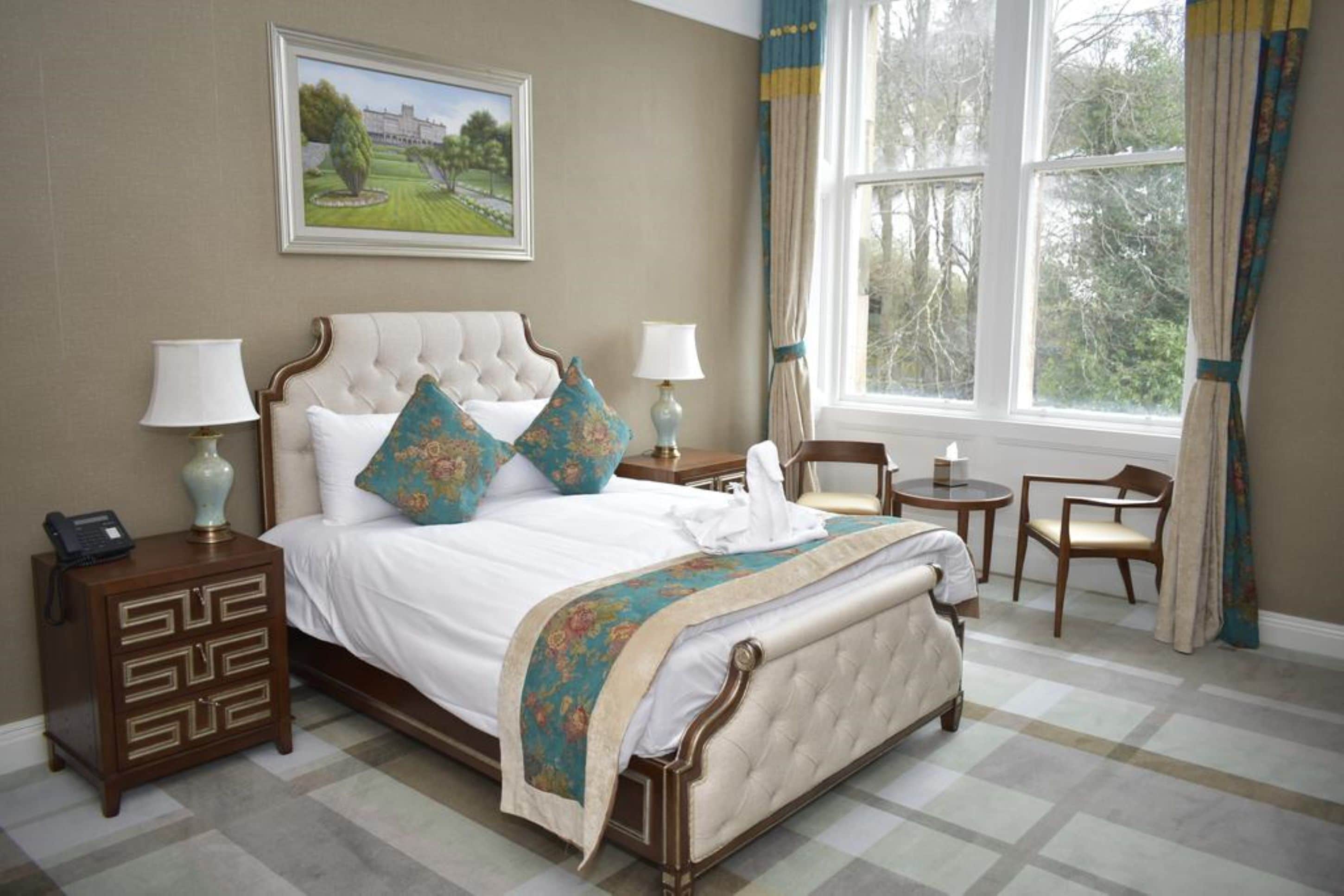 superior suite | desk, iron/ironing board, free wifi, bed sheets