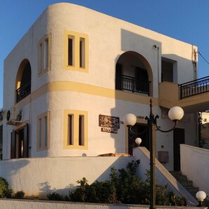 Exterior - Flamingo Apartments (Sitia)