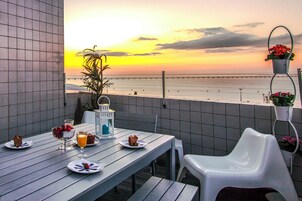 Apartamento premium, 2 quartos, terraço, vista para o rio | Terraço/pátio