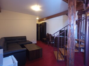 Caixa forta a l'habitació, escriptori i habitacions insonoritzades 